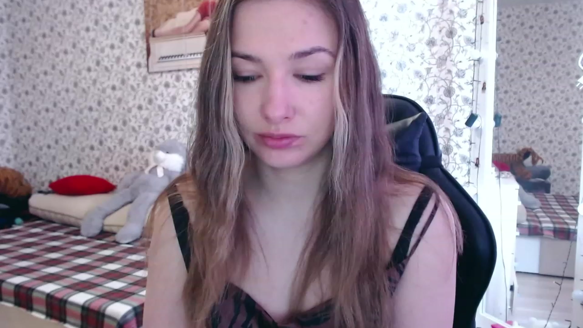 Gallery image thumbnail from RosieRosa's myfreecams stream on, 05/22/2023, 05:59 image 1 of 20