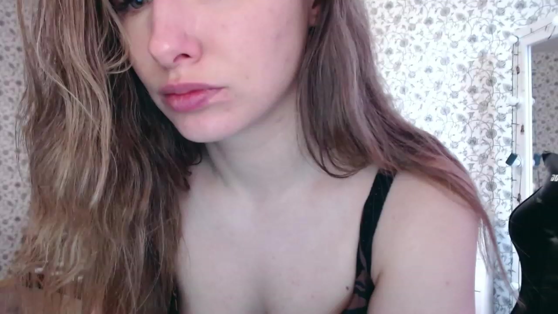 Gallery image thumbnail from RosieRosa's myfreecams stream on, 05/22/2023, 05:59 image 8 of 20