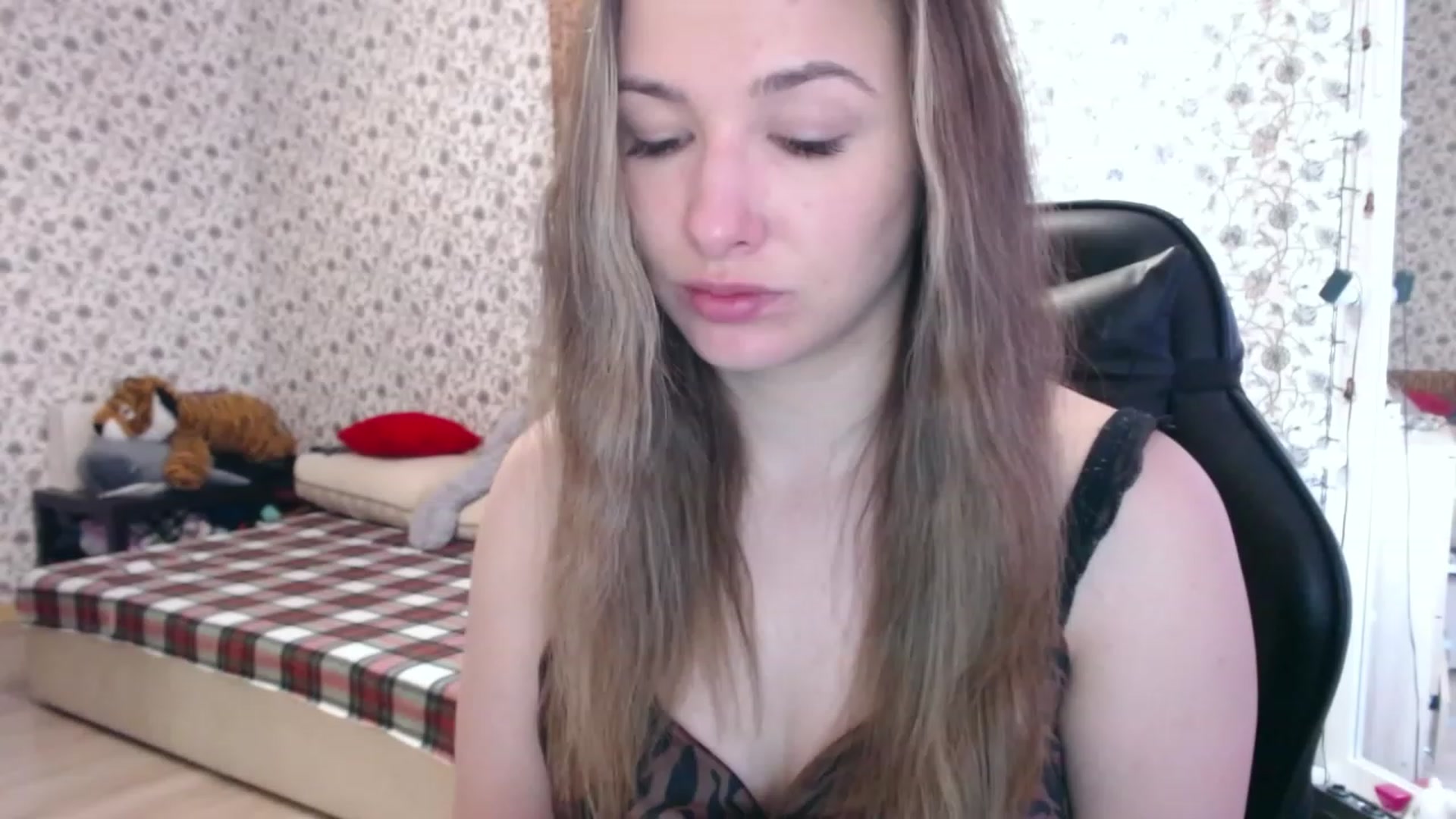 Gallery image thumbnail from RosieRosa's myfreecams stream on, 05/22/2023, 05:59 image 13 of 20