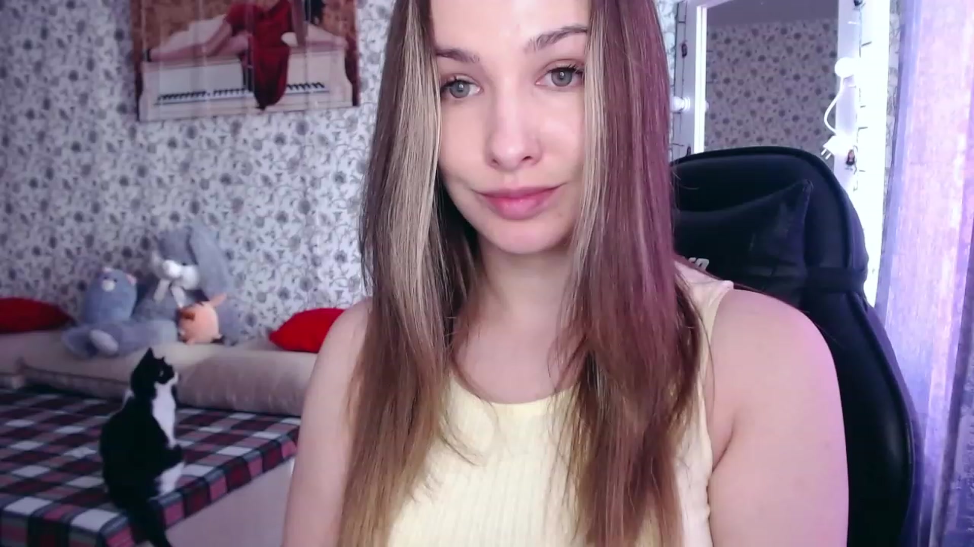 Gallery image thumbnail from RosieRosa's myfreecams stream on, 05/23/2023, 13:19 image 20 of 20