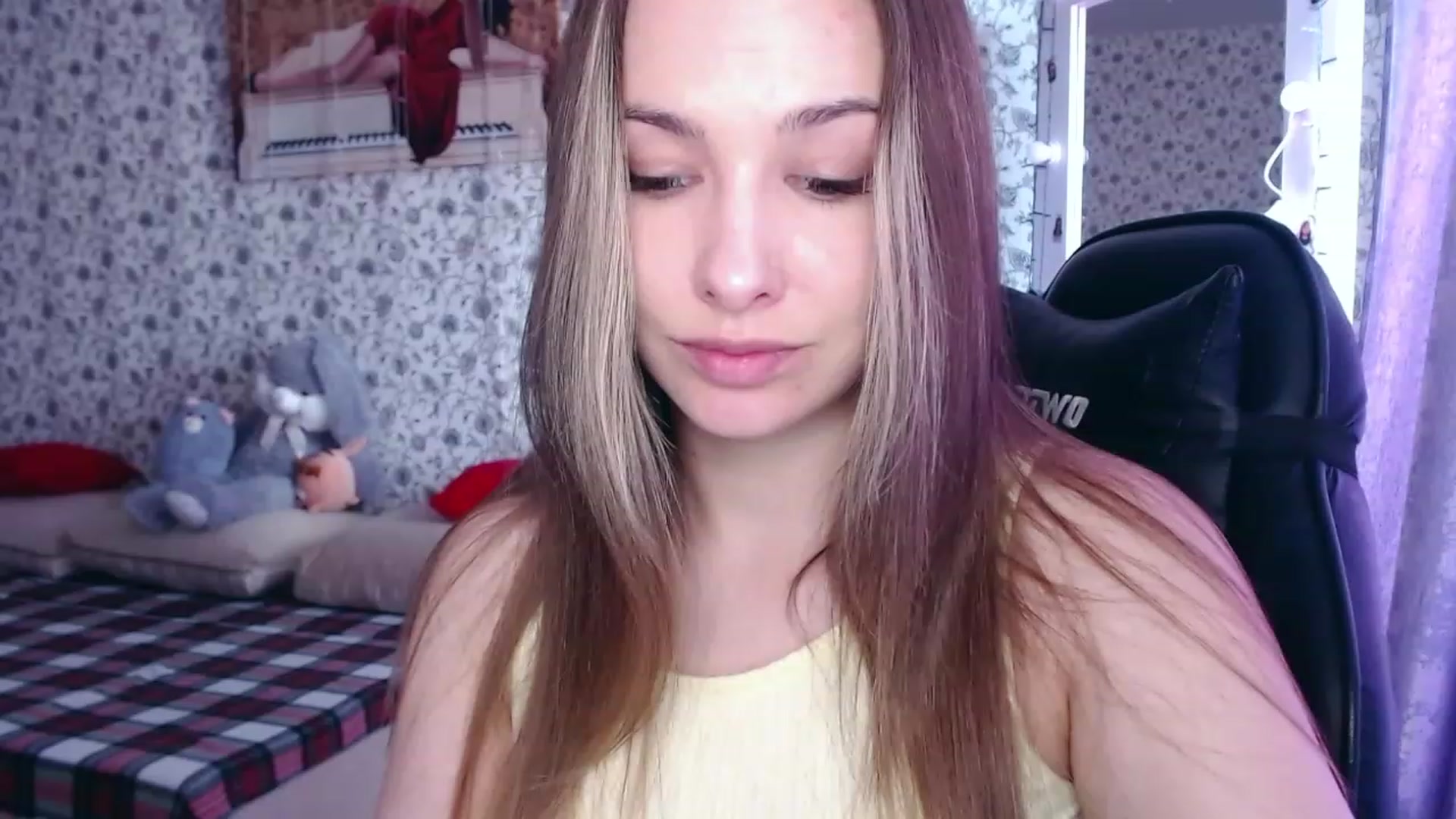 Gallery image thumbnail from RosieRosa's myfreecams stream on, 05/23/2023, 13:19 image 17 of 20
