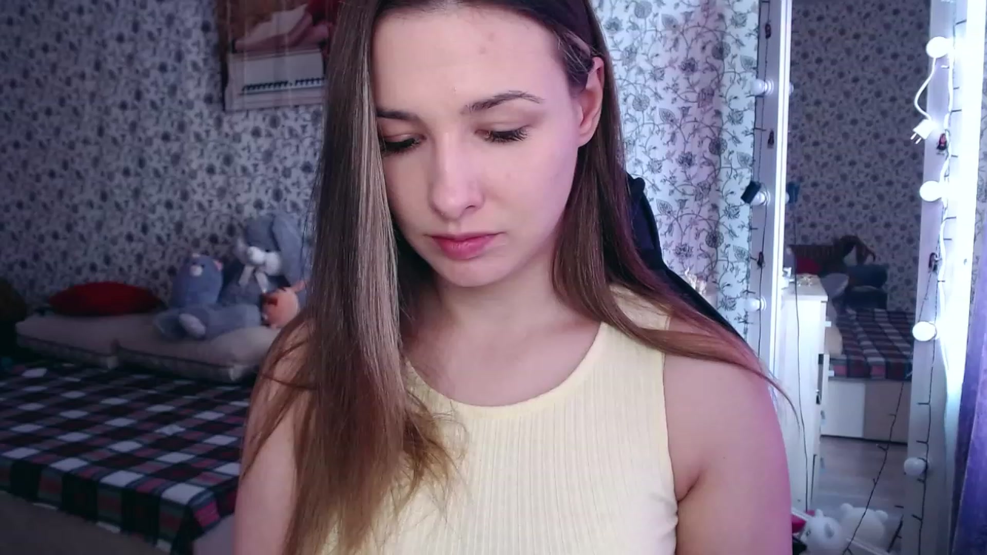 Gallery image thumbnail from RosieRosa's myfreecams stream on, 05/23/2023, 13:19 image 3 of 20