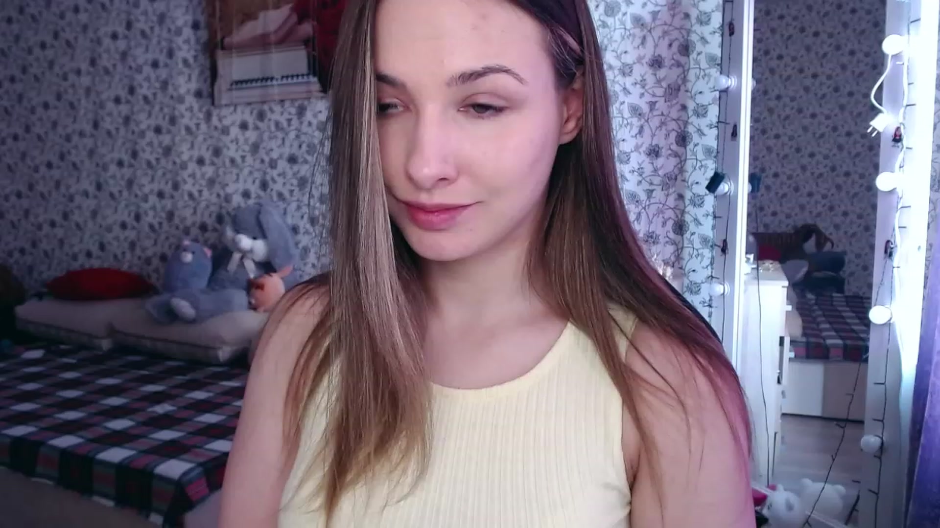 Gallery image thumbnail from RosieRosa's myfreecams stream on, 05/23/2023, 13:19 image 4 of 20