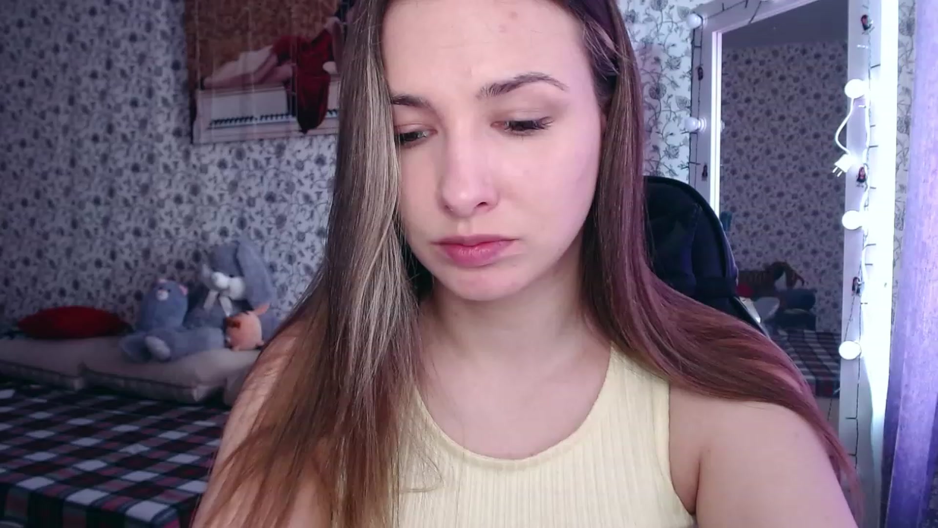 Gallery image thumbnail from RosieRosa's myfreecams stream on, 05/23/2023, 13:19 image 8 of 20