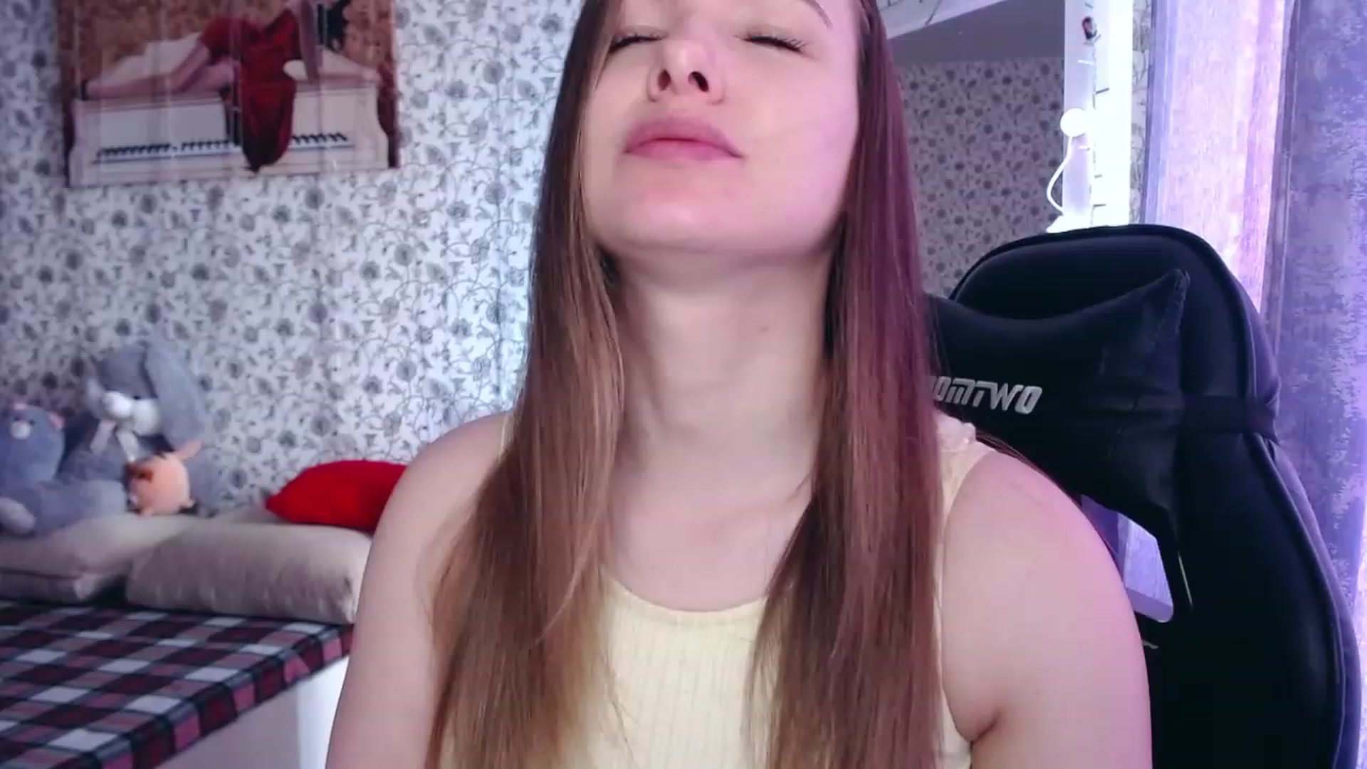 Gallery image thumbnail from RosieRosa's myfreecams stream on, 05/23/2023, 13:46 image 3 of 20