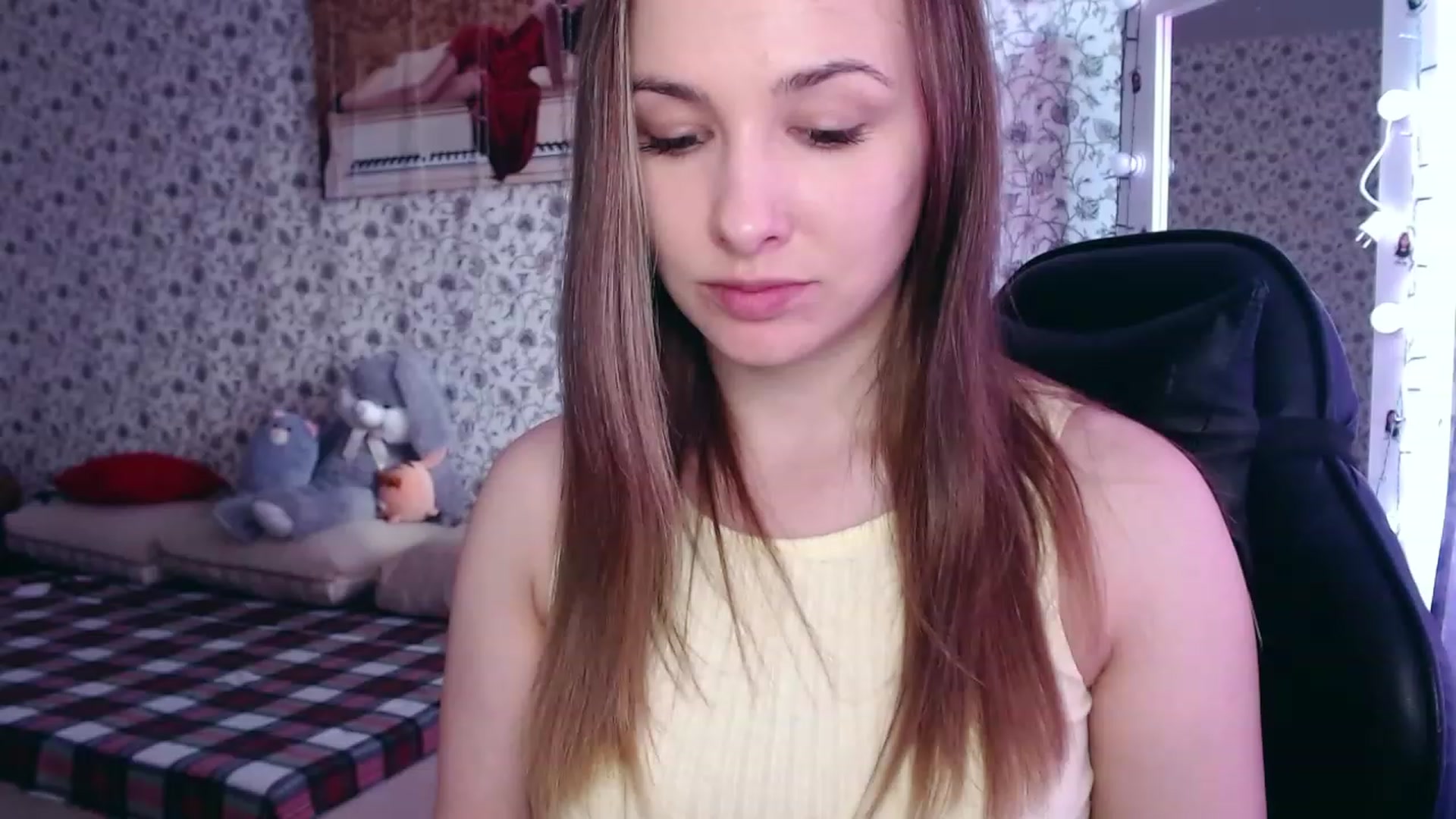 Gallery image thumbnail from RosieRosa's myfreecams stream on, 05/23/2023, 13:46 image 7 of 20