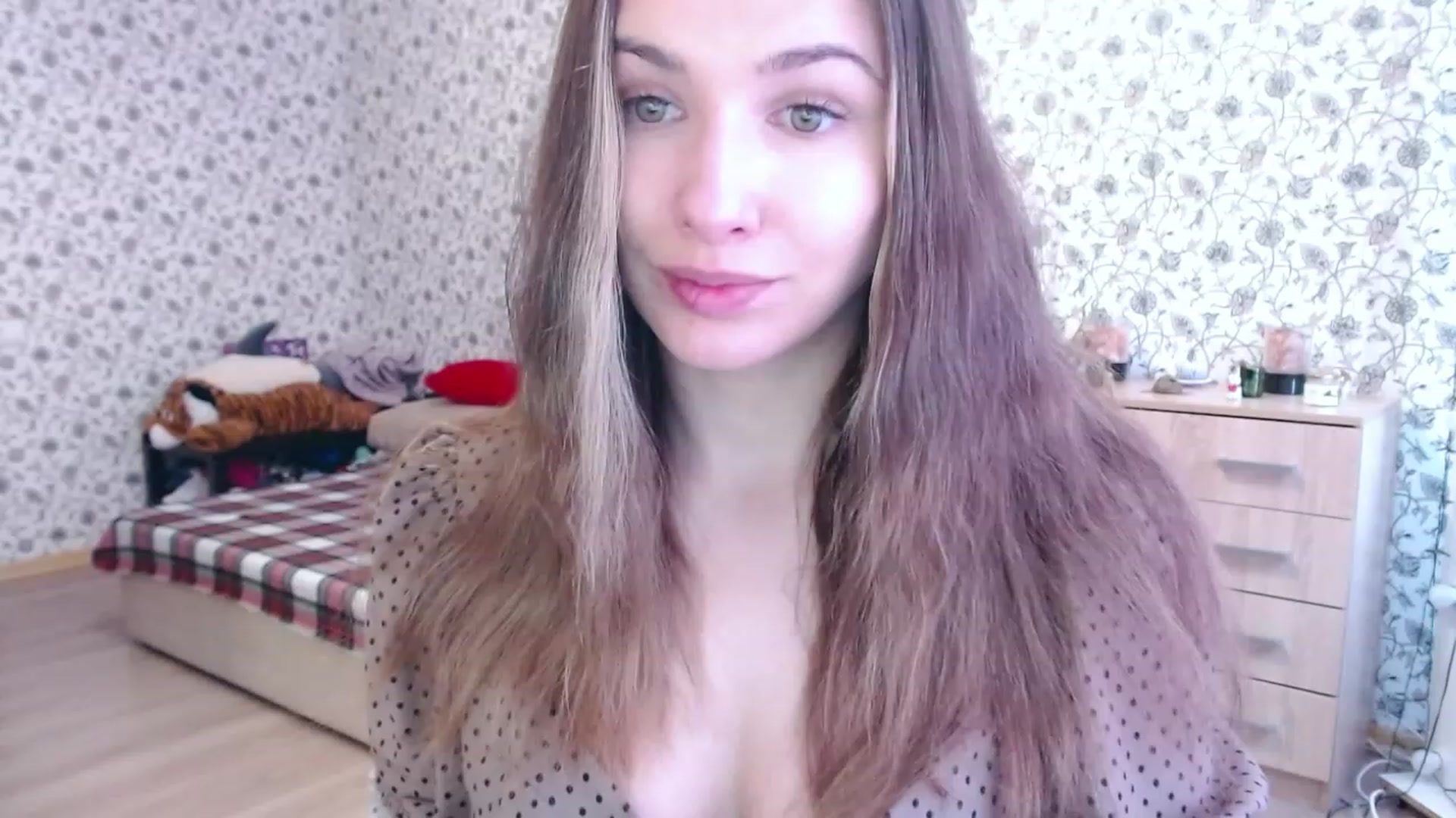 Gallery image thumbnail from RosieRosa's myfreecams stream on, 05/29/2023, 06:49 image 2 of 20