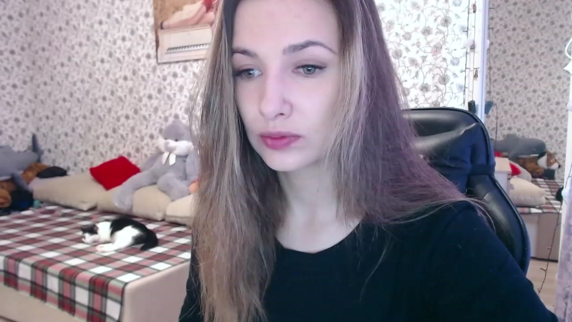 Gallery image thumbnail from RosieRosa's myfreecams stream on, 06/05/2023, 03:59 image 4 of 20