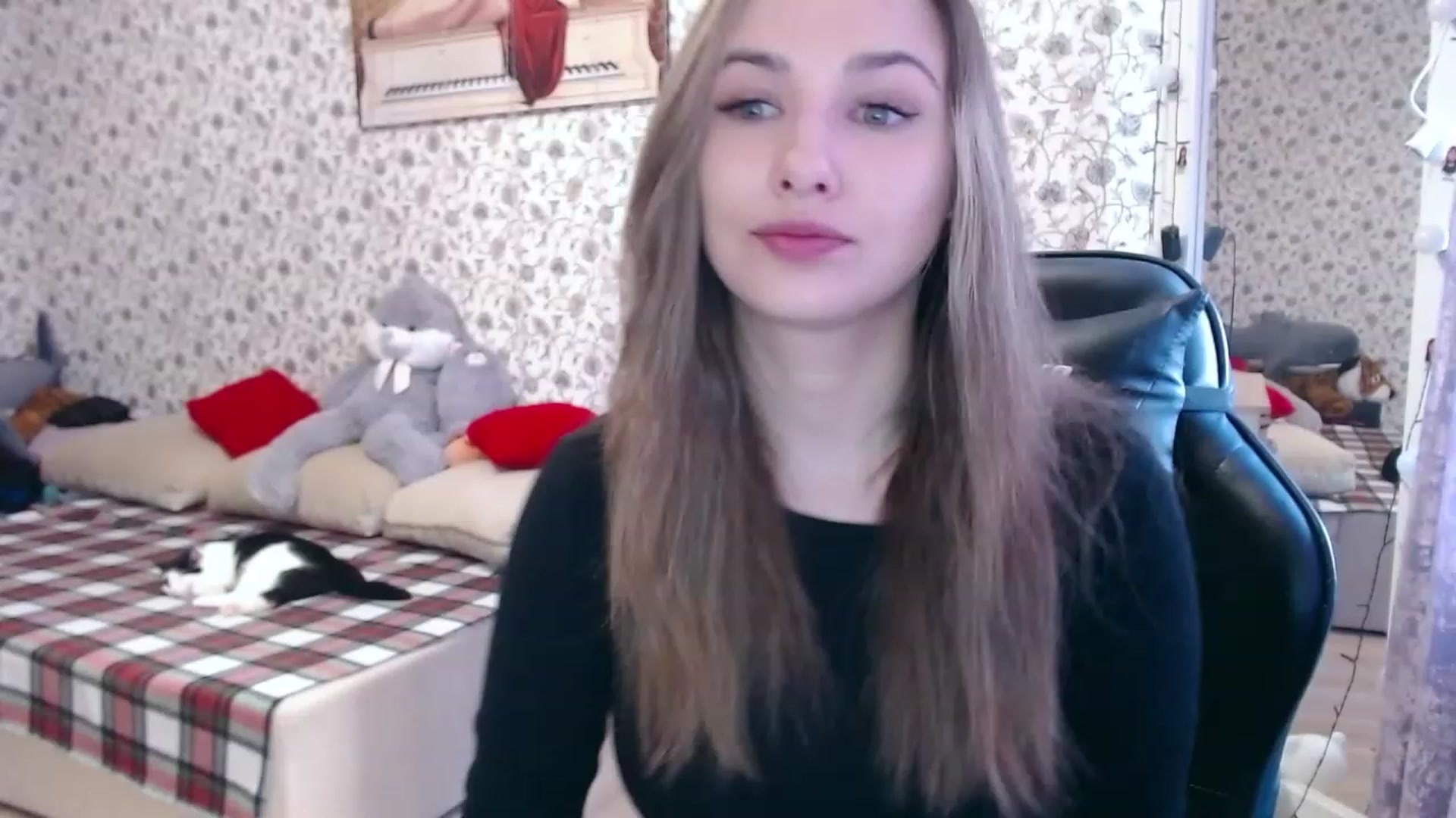 Gallery image thumbnail from RosieRosa's myfreecams stream on, 06/05/2023, 03:59 image 15 of 20
