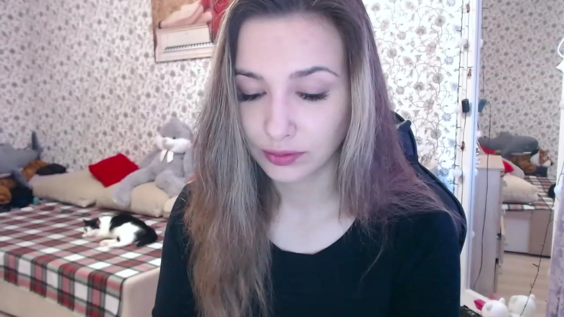 Gallery image thumbnail from RosieRosa's myfreecams stream on, 06/05/2023, 03:59 image 3 of 20