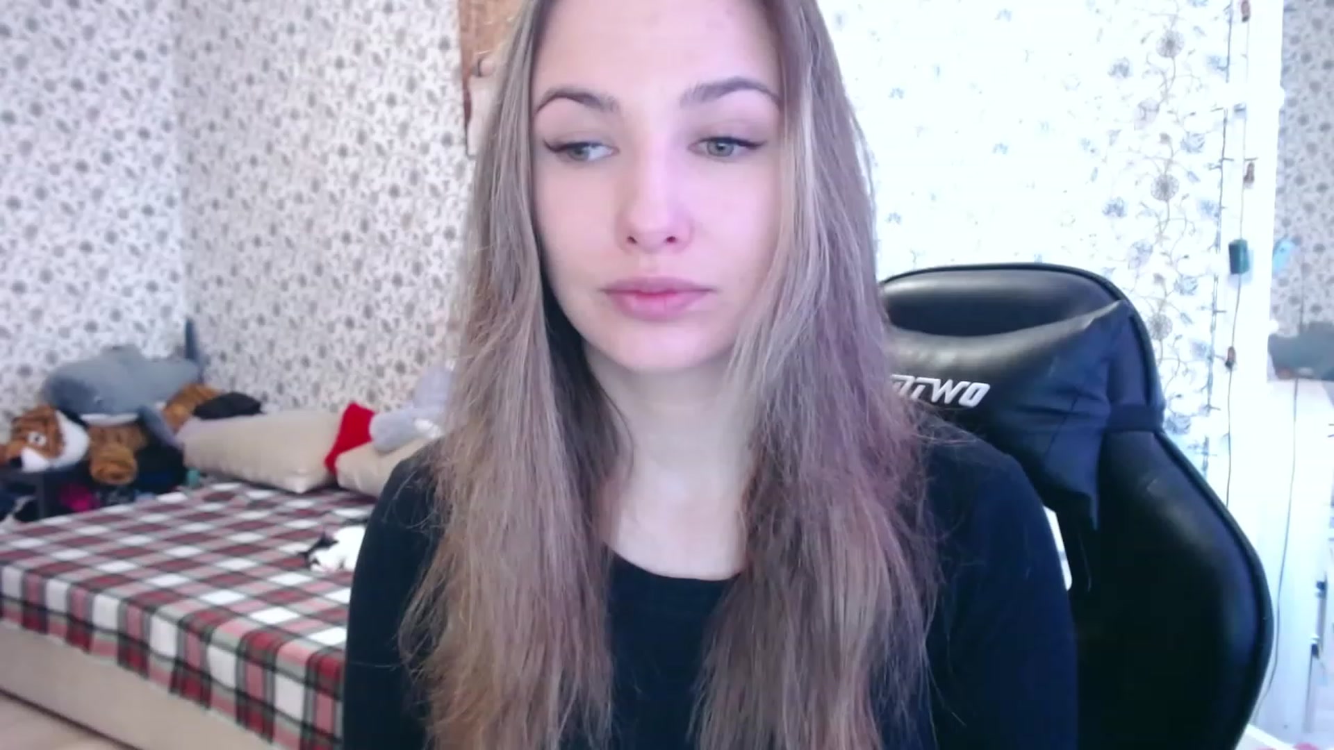 Gallery image thumbnail from RosieRosa's myfreecams stream on, 06/05/2023, 06:01 image 15 of 20