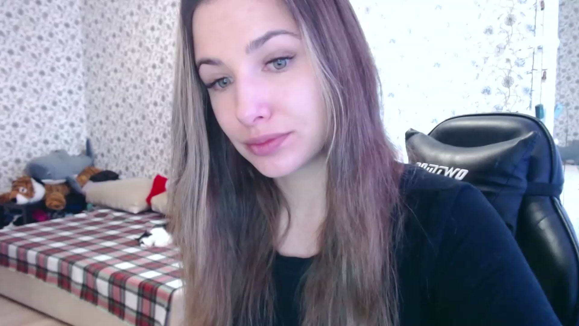 Gallery image thumbnail from RosieRosa's myfreecams stream on, 06/05/2023, 06:01 image 11 of 20