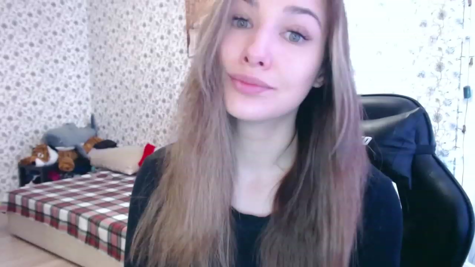 Gallery image thumbnail from RosieRosa's myfreecams stream on, 06/05/2023, 06:01 image 8 of 20