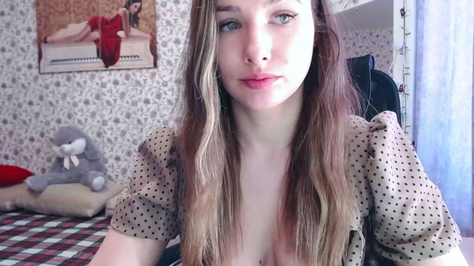 Gallery image thumbnail from RosieRosa's myfreecams stream on, 06/12/2023, 06:44 image 15 of 20