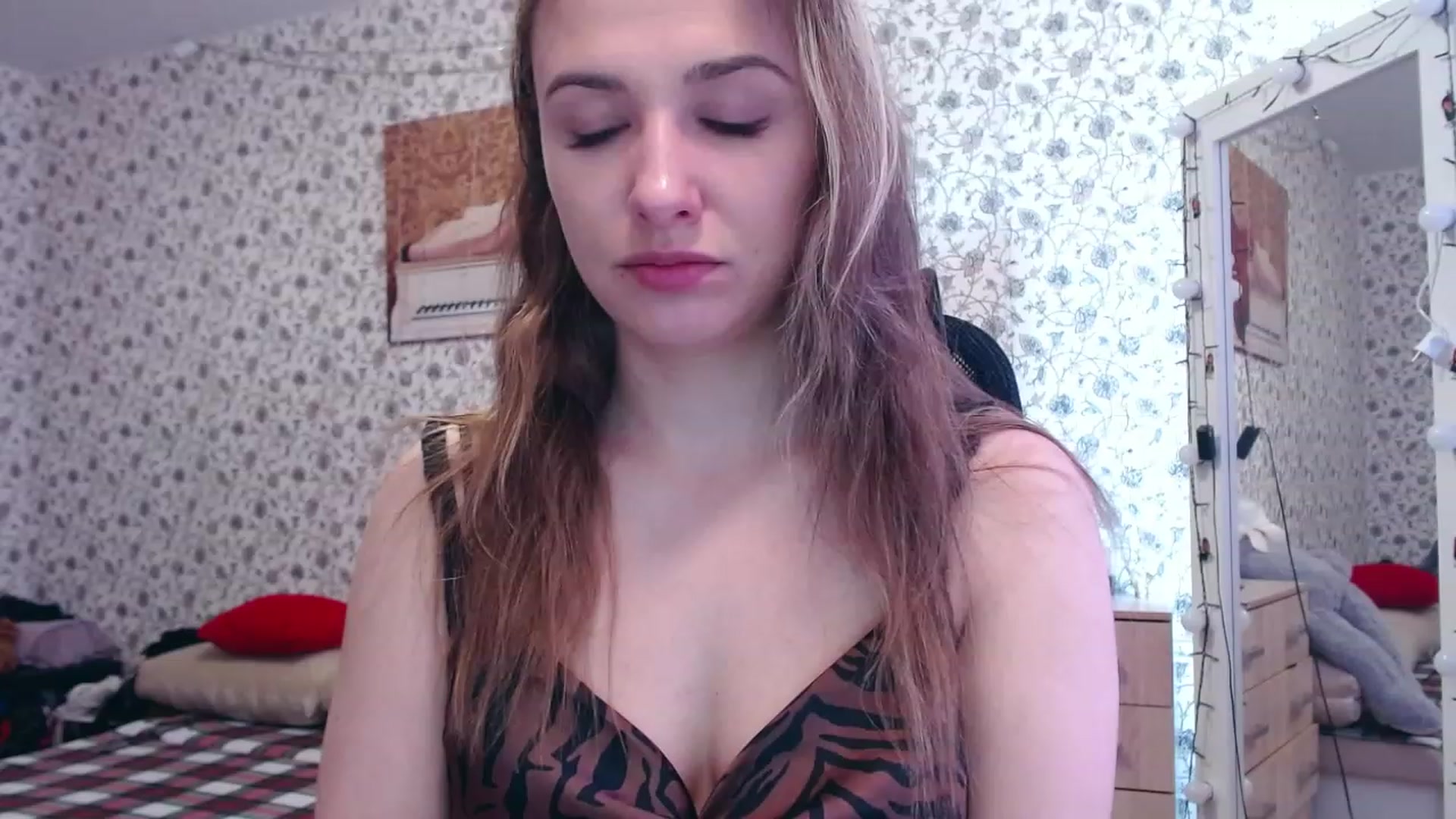 Gallery image thumbnail from RosieRosa's myfreecams stream on, 06/20/2023, 06:37 image 1 of 20