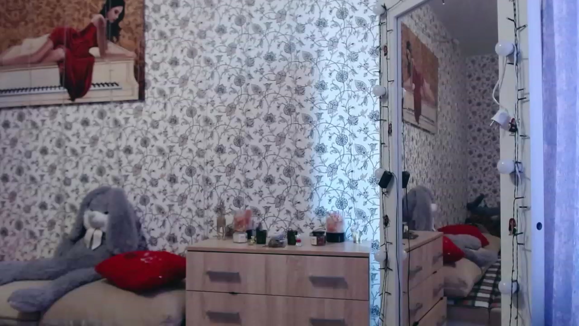 Gallery image thumbnail from RosieRosa's myfreecams stream on, 06/26/2023, 06:03 image 18 of 20