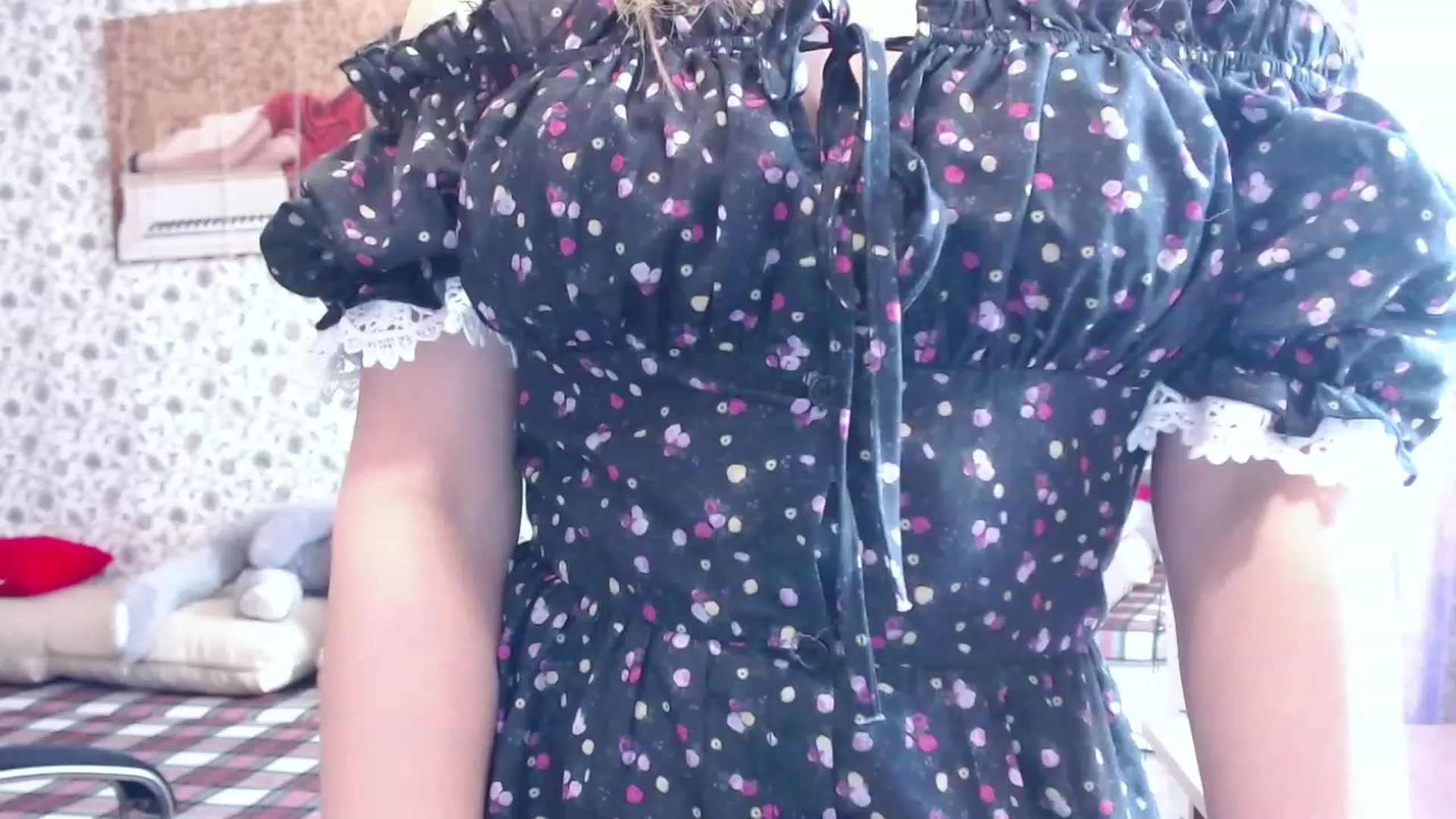 Gallery image thumbnail from RosieRosa's myfreecams stream on, 07/06/2023, 13:42 image 15 of 20