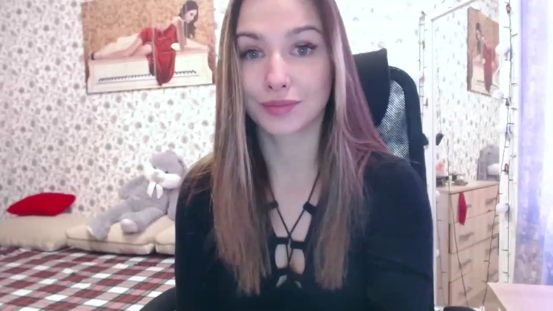 Gallery image thumbnail from RosieRosa's myfreecams stream on, 07/11/2023, 15:59 image 15 of 20