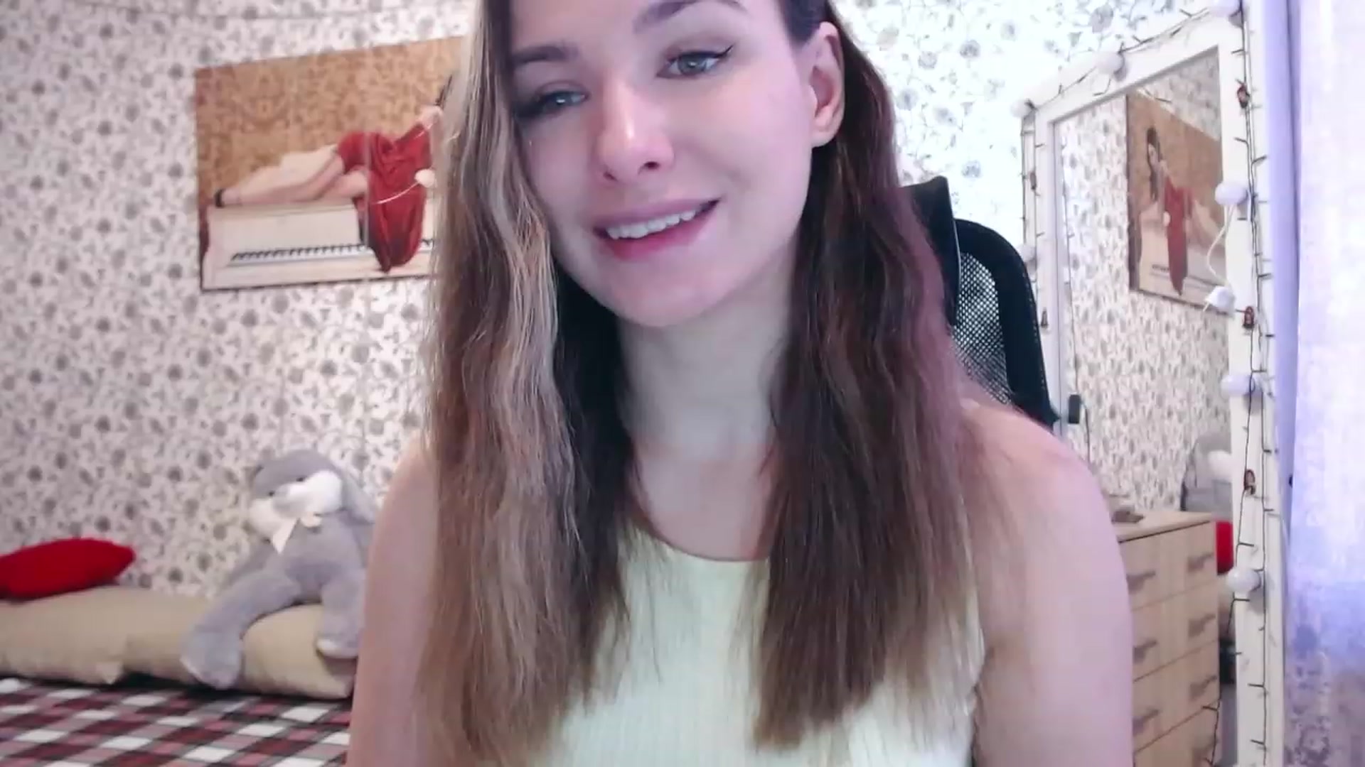 Gallery image thumbnail from RosieRosa's myfreecams stream on, 07/25/2023, 05:32 image 5 of 20