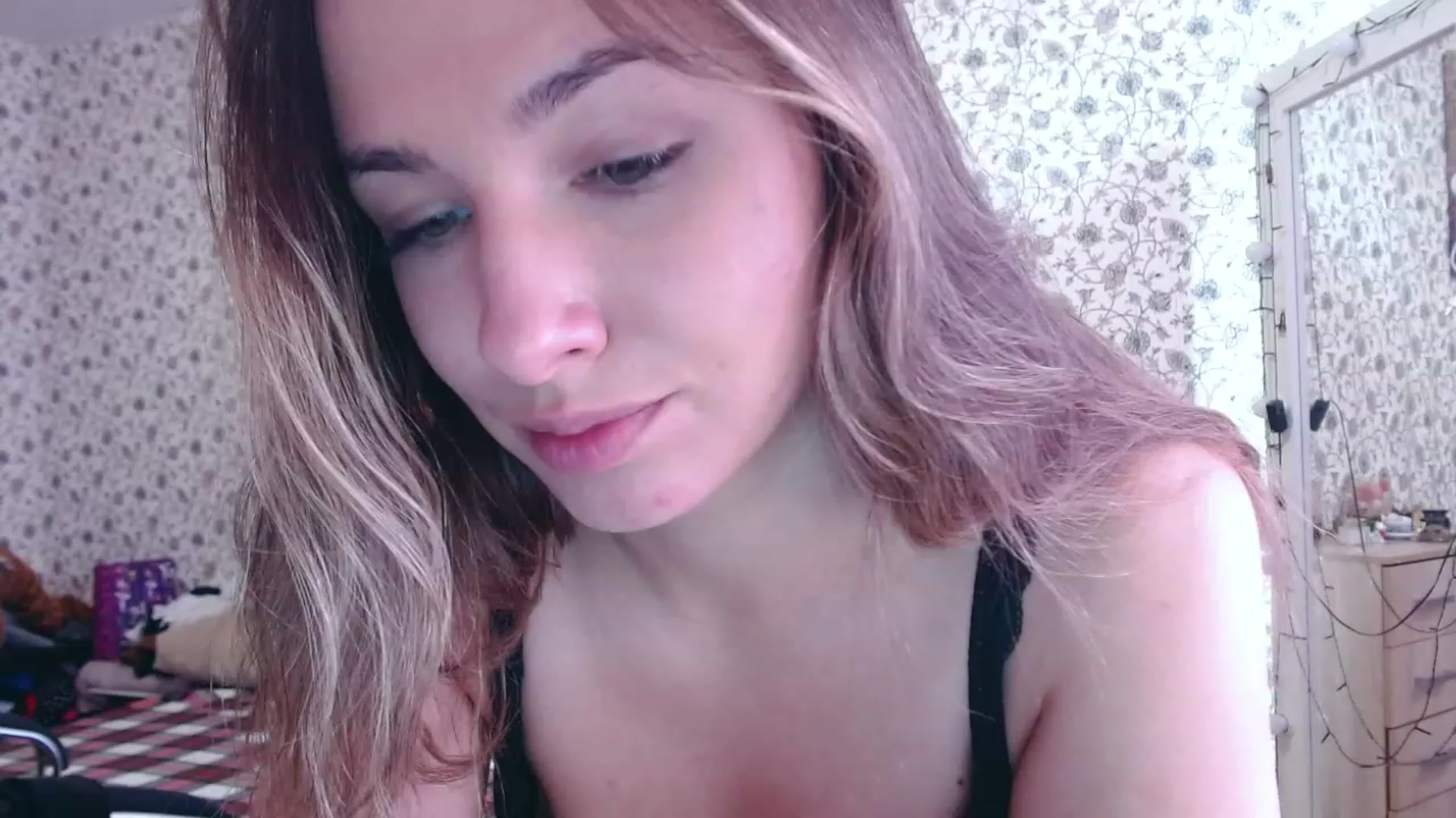 Gallery image thumbnail from RosieRosa's myfreecams stream on, 07/31/2023, 06:50 image 11 of 20
