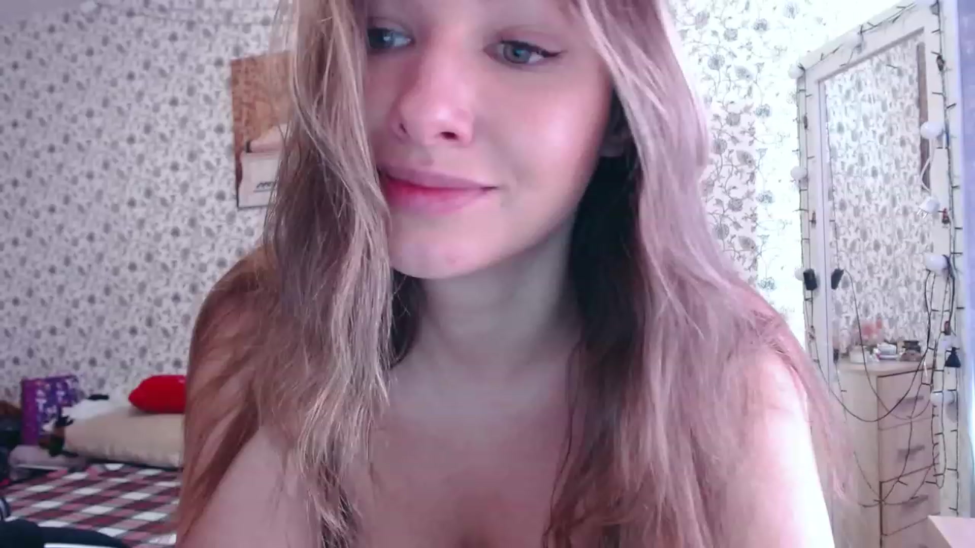 Gallery image thumbnail from RosieRosa's myfreecams stream on, 07/31/2023, 06:50 image 15 of 20