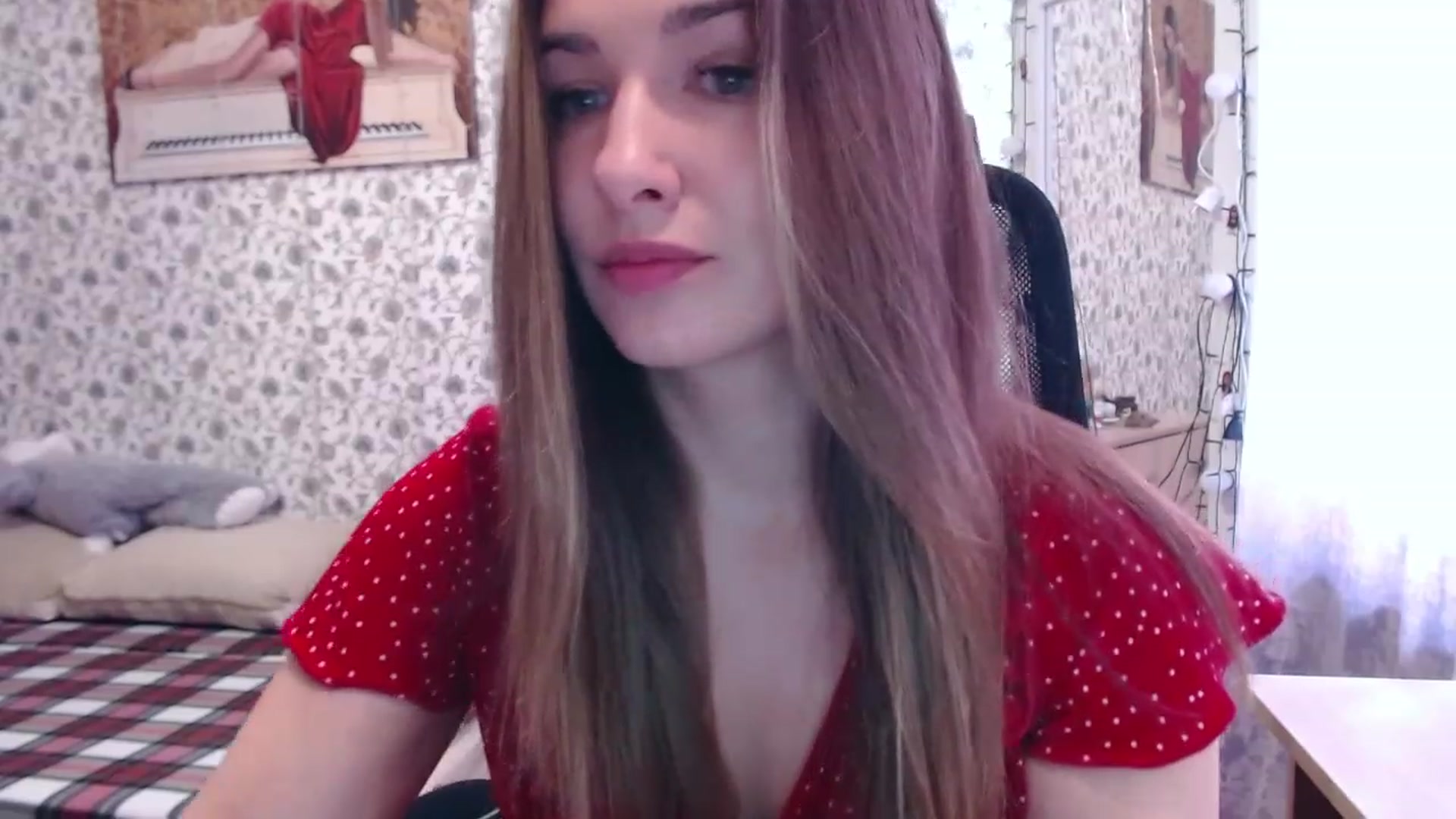 Gallery image thumbnail from RosieRosa's myfreecams stream on, 08/08/2023, 12:31 image 7 of 20