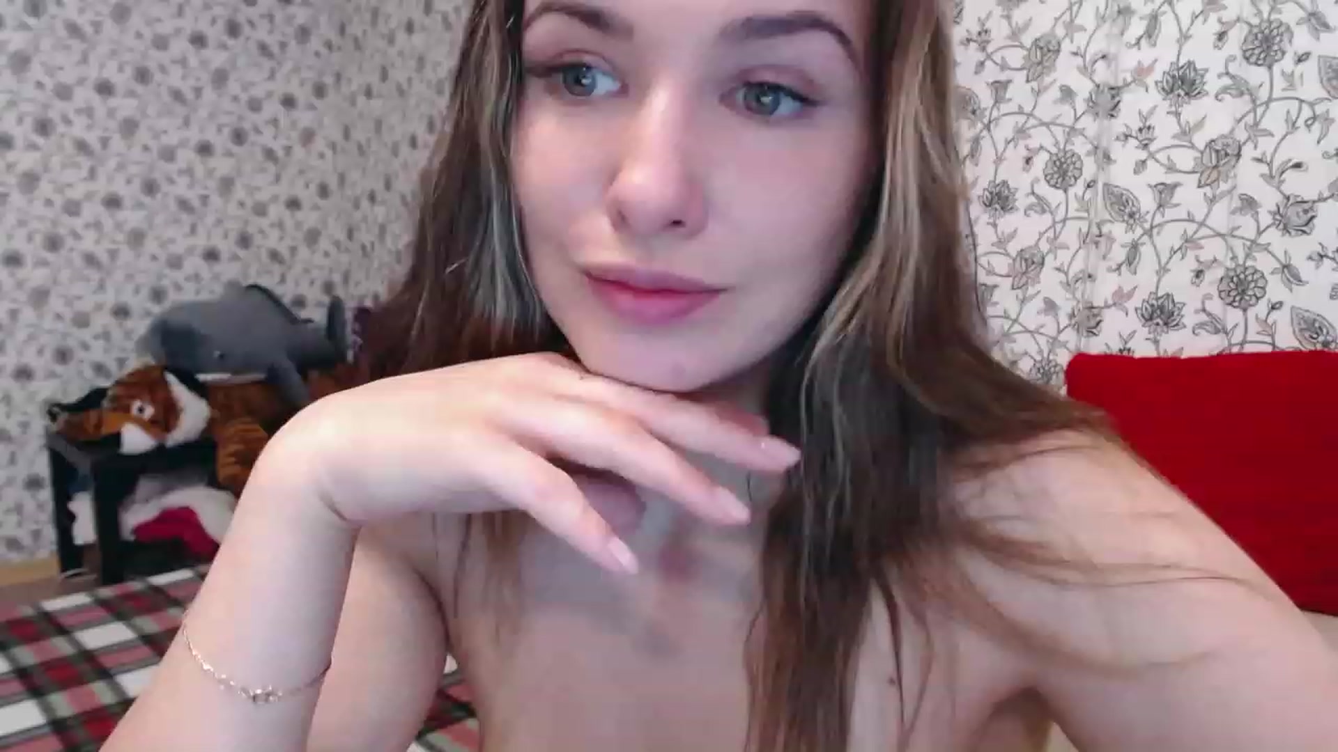 Gallery image thumbnail from RosieRosa's myfreecams stream on, 08/15/2023, 05:20 image 17 of 20