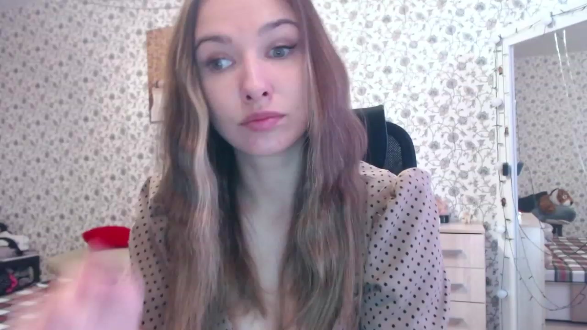 Gallery image thumbnail from RosieRosa's myfreecams stream on, 08/28/2023, 06:40 image 1 of 20