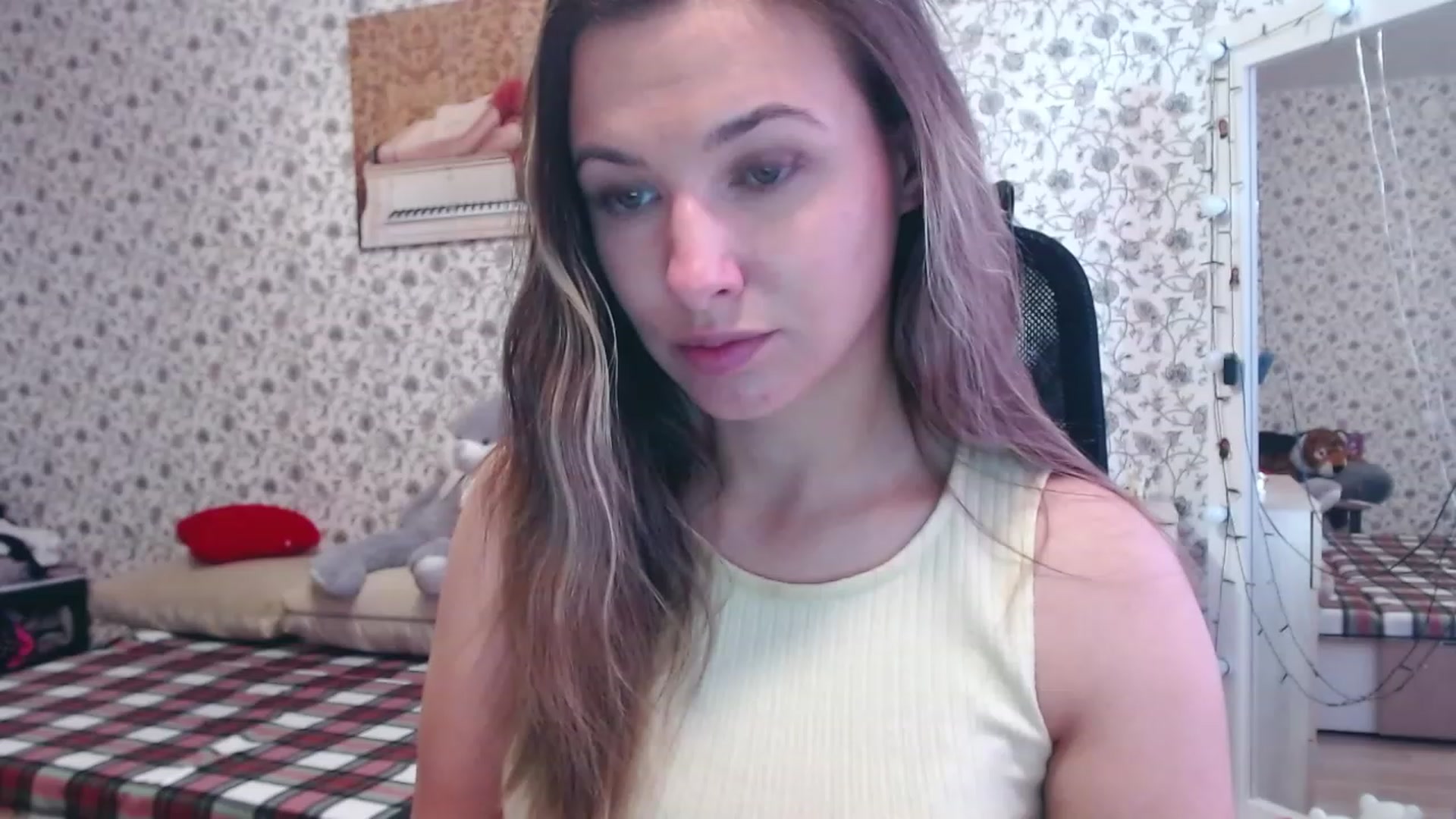 Gallery image thumbnail from RosieRosa's myfreecams stream on, 08/29/2023, 06:44 image 2 of 20