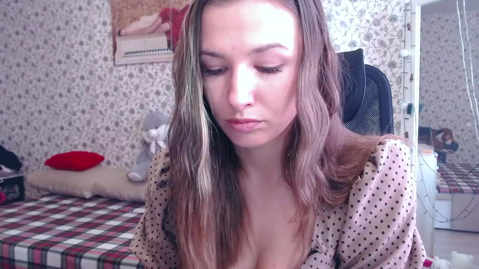 Gallery image thumbnail from RosieRosa's myfreecams stream on, 09/04/2023, 06:46 image 4 of 20