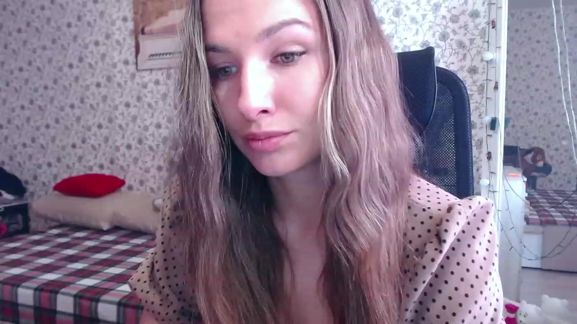 Gallery image thumbnail from RosieRosa's myfreecams stream on, 09/04/2023, 06:46 image 7 of 20