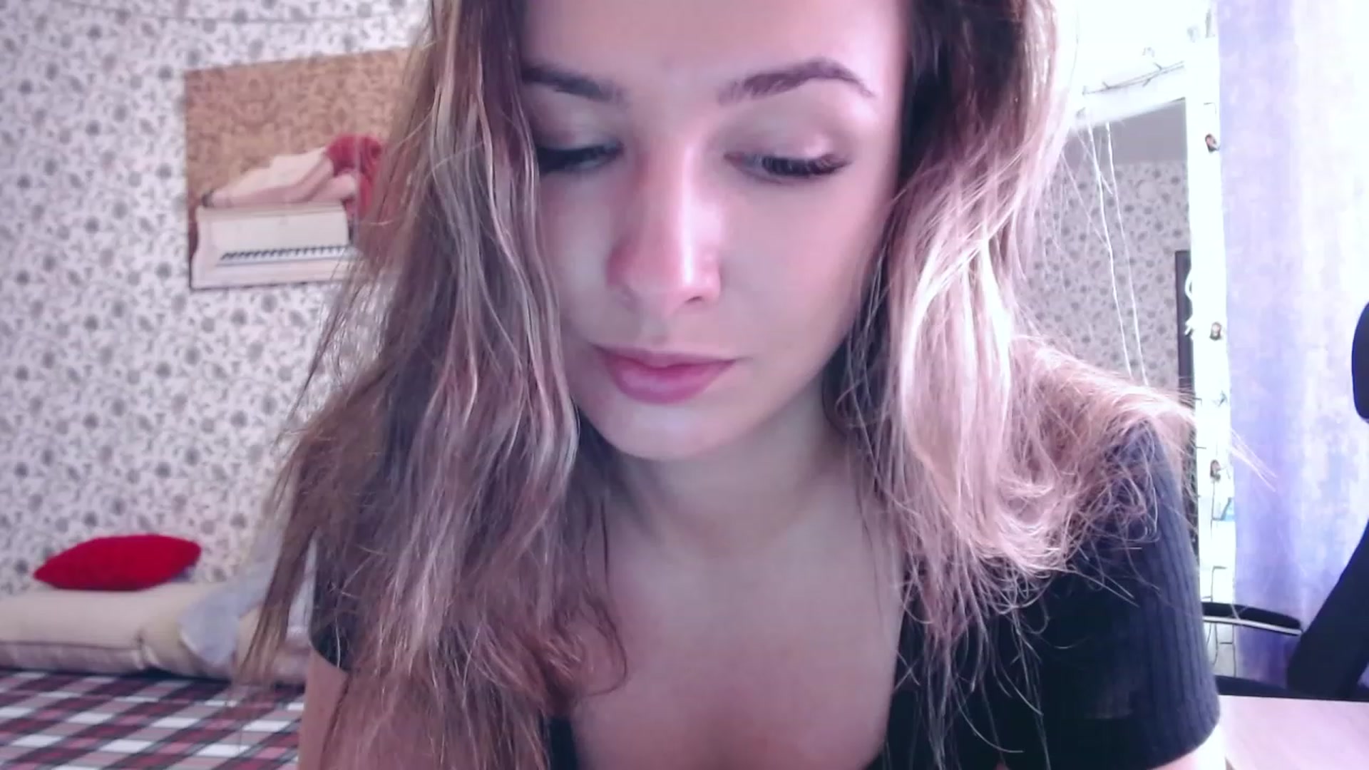 Gallery image thumbnail from RosieRosa's myfreecams stream on, 09/12/2023, 06:32 image 6 of 20