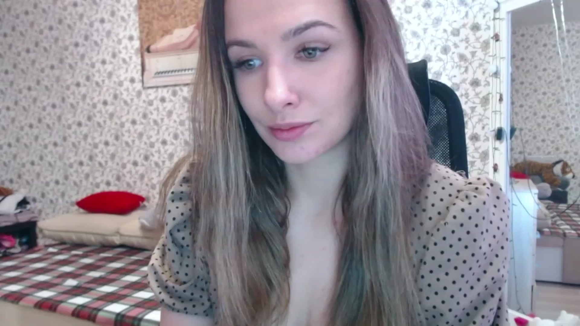 Gallery image thumbnail from RosieRosa's myfreecams stream on, 10/09/2023, 06:57 image 6 of 20