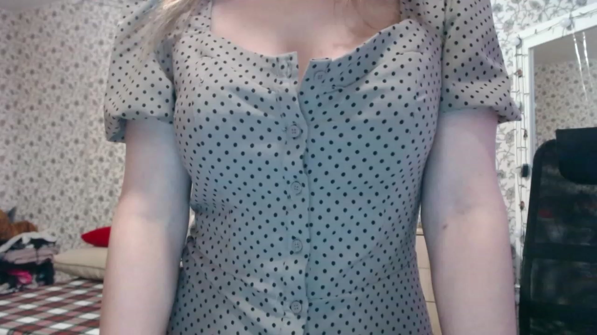 Gallery image thumbnail from RosieRosa's myfreecams stream on, 10/17/2023, 06:50 image 17 of 20