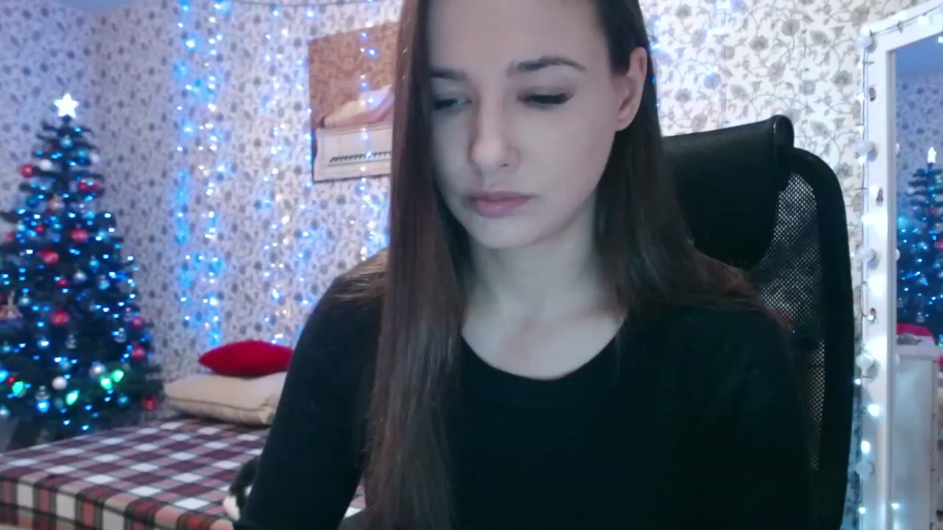 Gallery image thumbnail from RosieRosa's myfreecams stream on, 12/14/2023, 13:05 image 12 of 20