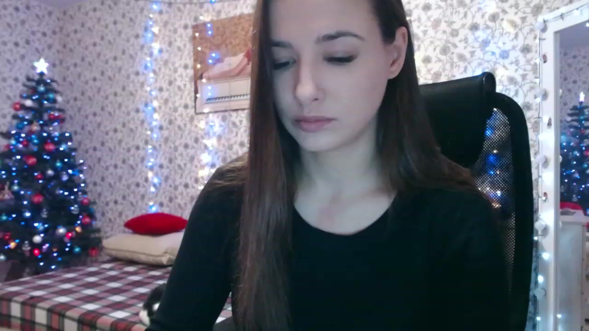 Gallery image thumbnail from RosieRosa's myfreecams stream on, 12/14/2023, 13:05 image 13 of 20