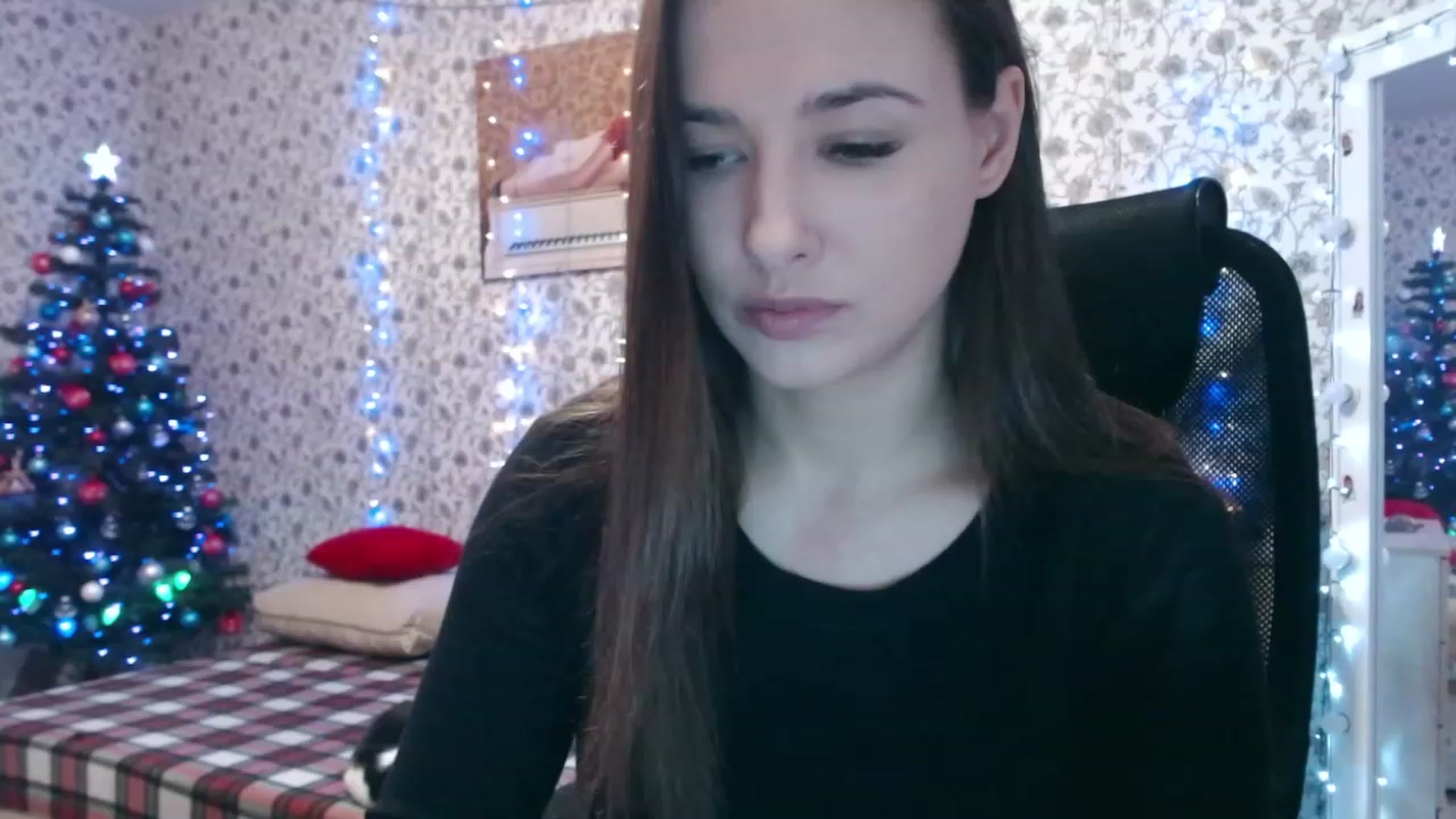 Gallery image thumbnail from RosieRosa's myfreecams stream on, 12/14/2023, 13:05 image 14 of 20