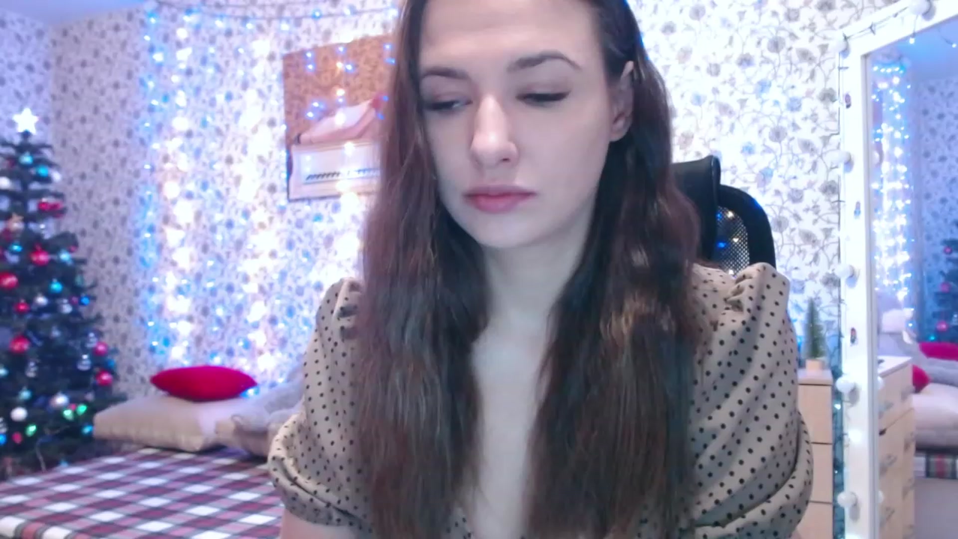Gallery image thumbnail from RosieRosa's myfreecams stream on, 12/25/2023, 05:01 image 5 of 20