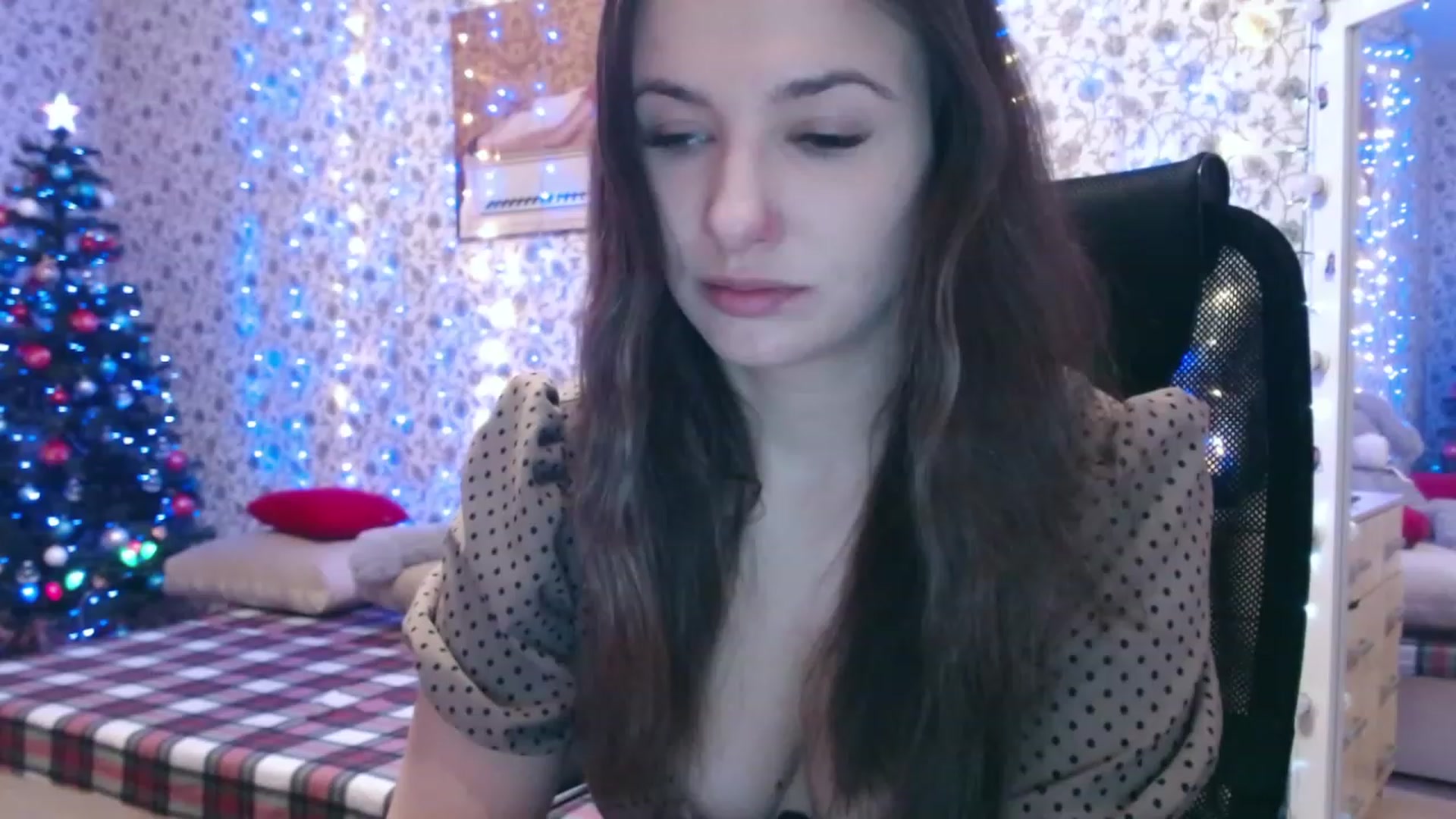 Gallery image thumbnail from RosieRosa's myfreecams stream on, 12/25/2023, 06:54 image 11 of 20
