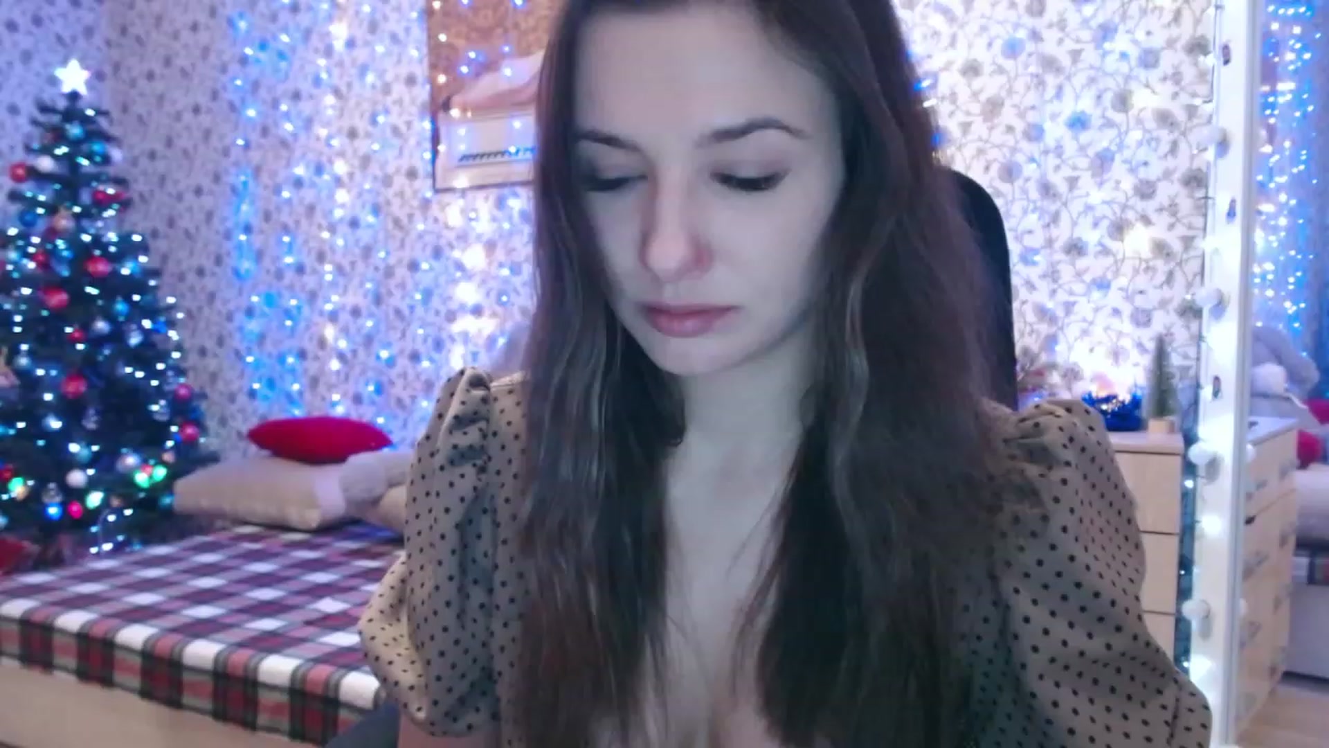 Gallery image thumbnail from RosieRosa's myfreecams stream on, 12/25/2023, 06:54 image 5 of 20