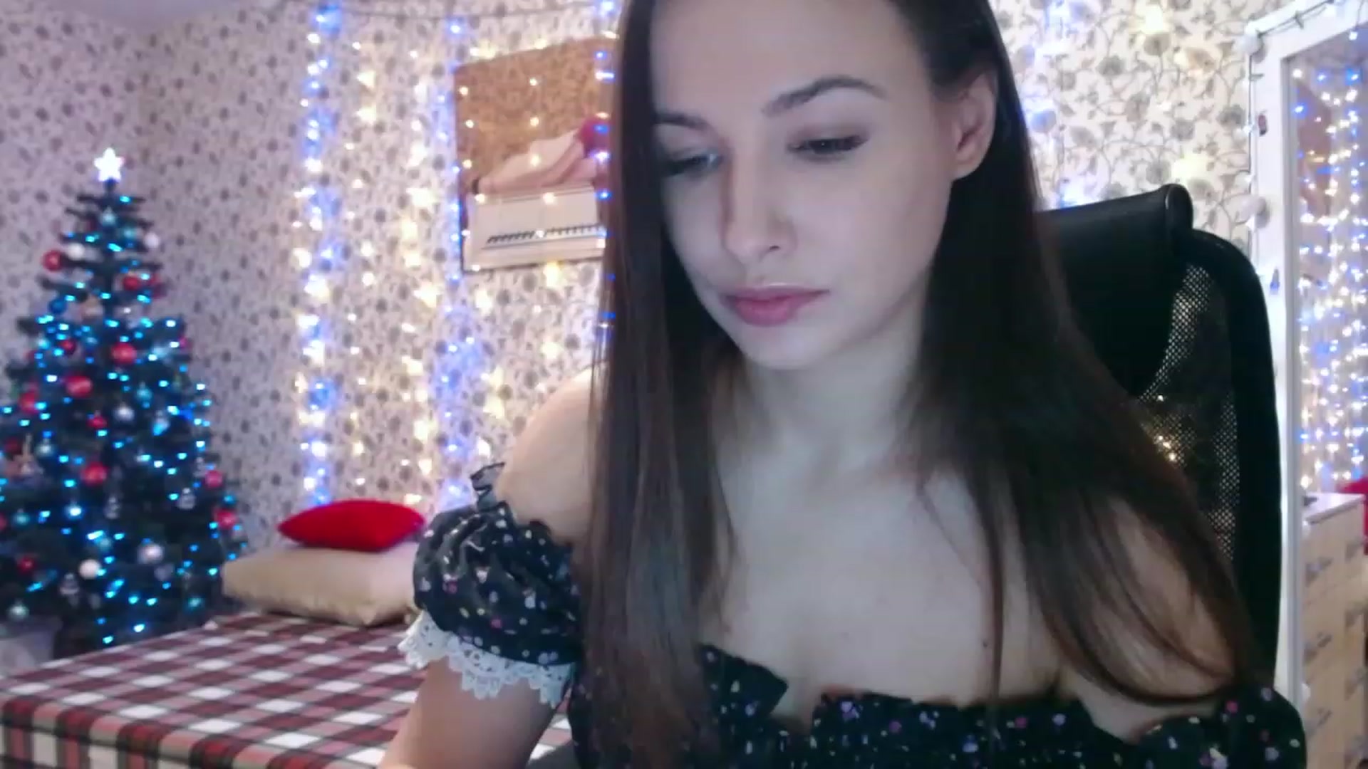 Gallery image thumbnail from RosieRosa's myfreecams stream on, 01/09/2024, 13:50 image 13 of 20