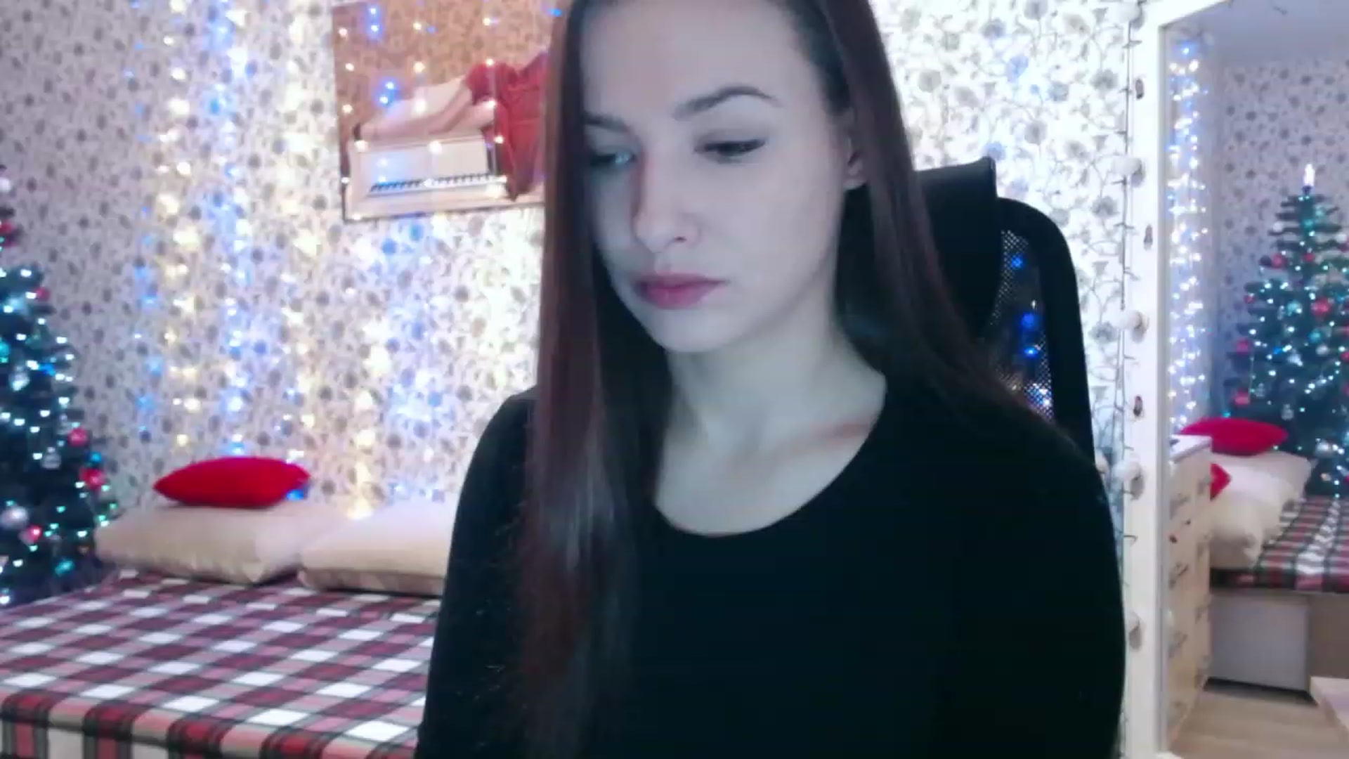 Gallery image thumbnail from RosieRosa's myfreecams stream on, 01/11/2024, 14:30 image 1 of 20