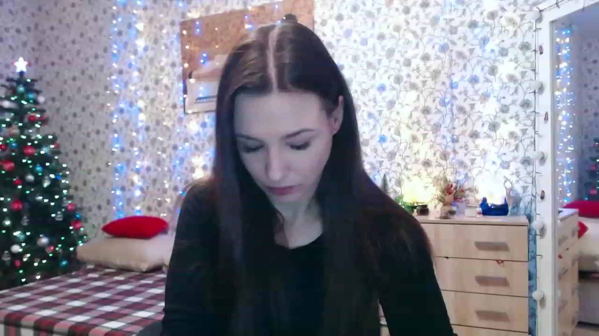 Gallery image thumbnail from RosieRosa's myfreecams stream on, 01/11/2024, 14:30 image 3 of 20