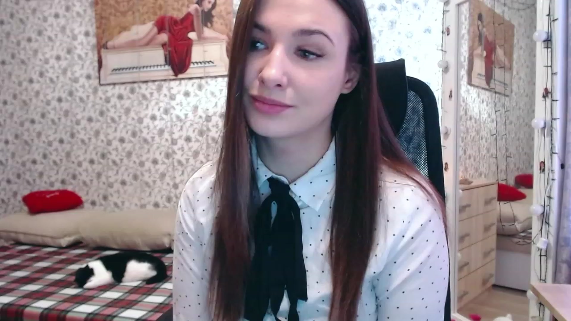 Gallery image thumbnail from RosieRosa's myfreecams stream on, 03/05/2024, 13:33 image 4 of 20