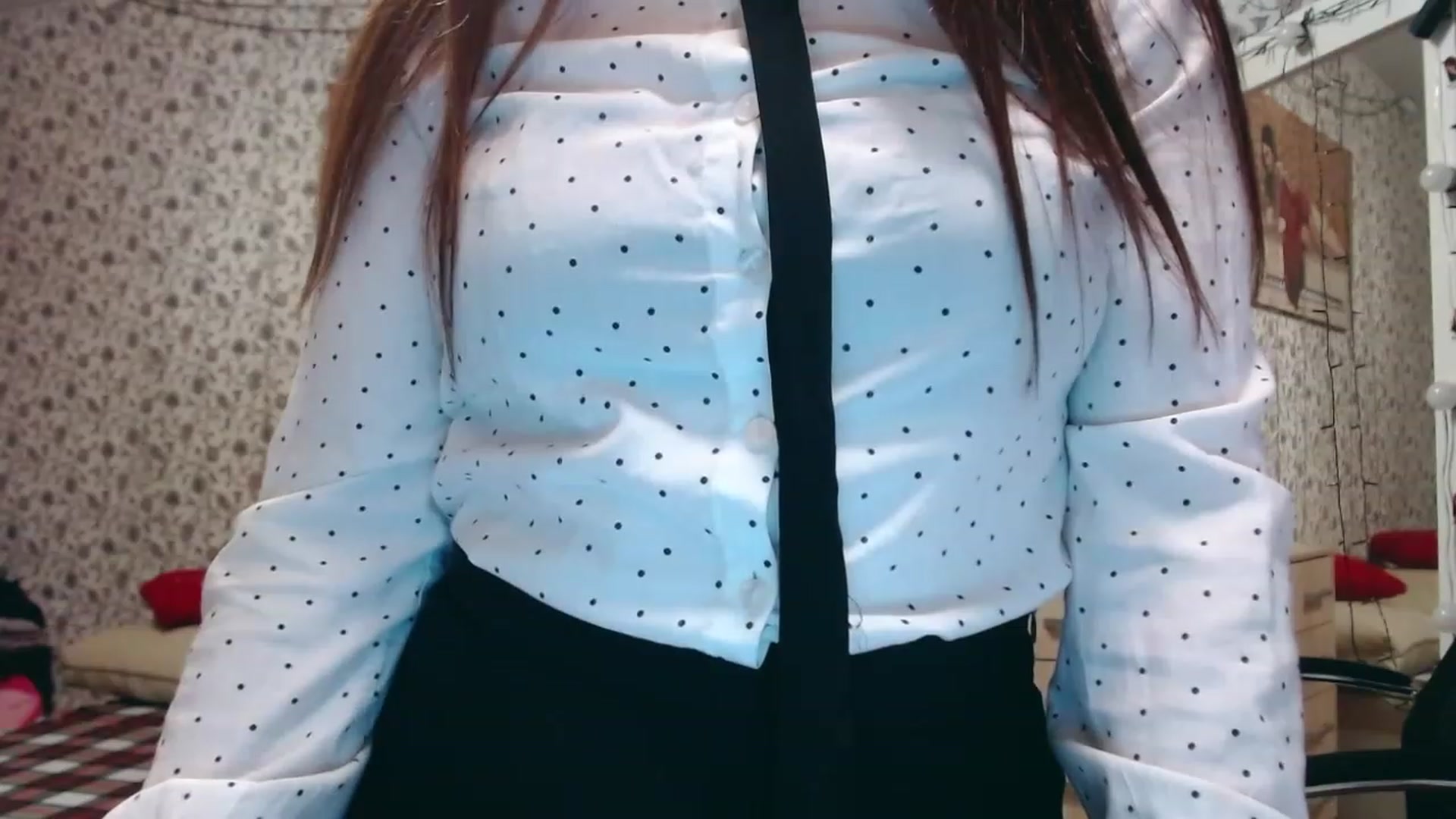 Gallery image thumbnail from RosieRosa's myfreecams stream on, 03/05/2024, 15:30 image 16 of 20