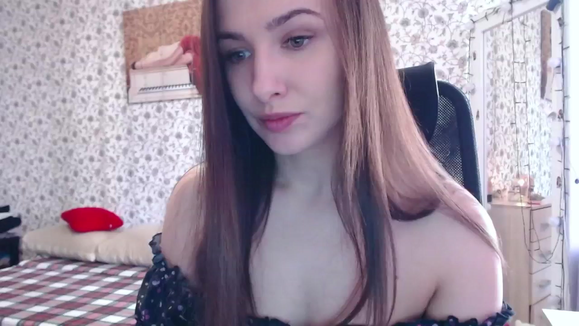 Gallery image thumbnail from RosieRosa's myfreecams stream on, 04/29/2024, 12:56 image 10 of 20