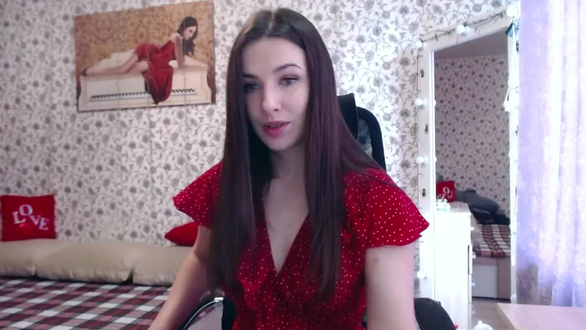 Gallery image thumbnail from RosieRosa's myfreecams stream on, 06/25/2024, 13:29 image 17 of 20