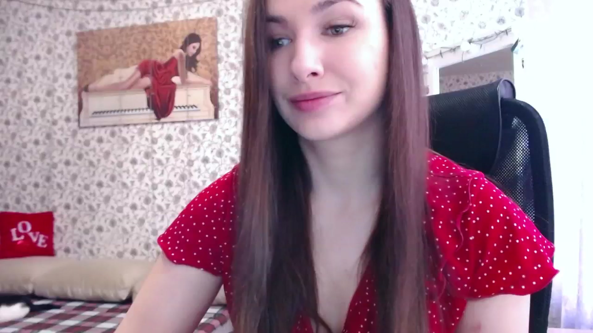Gallery image thumbnail from RosieRosa's myfreecams stream on, 06/25/2024, 13:29 image 7 of 20