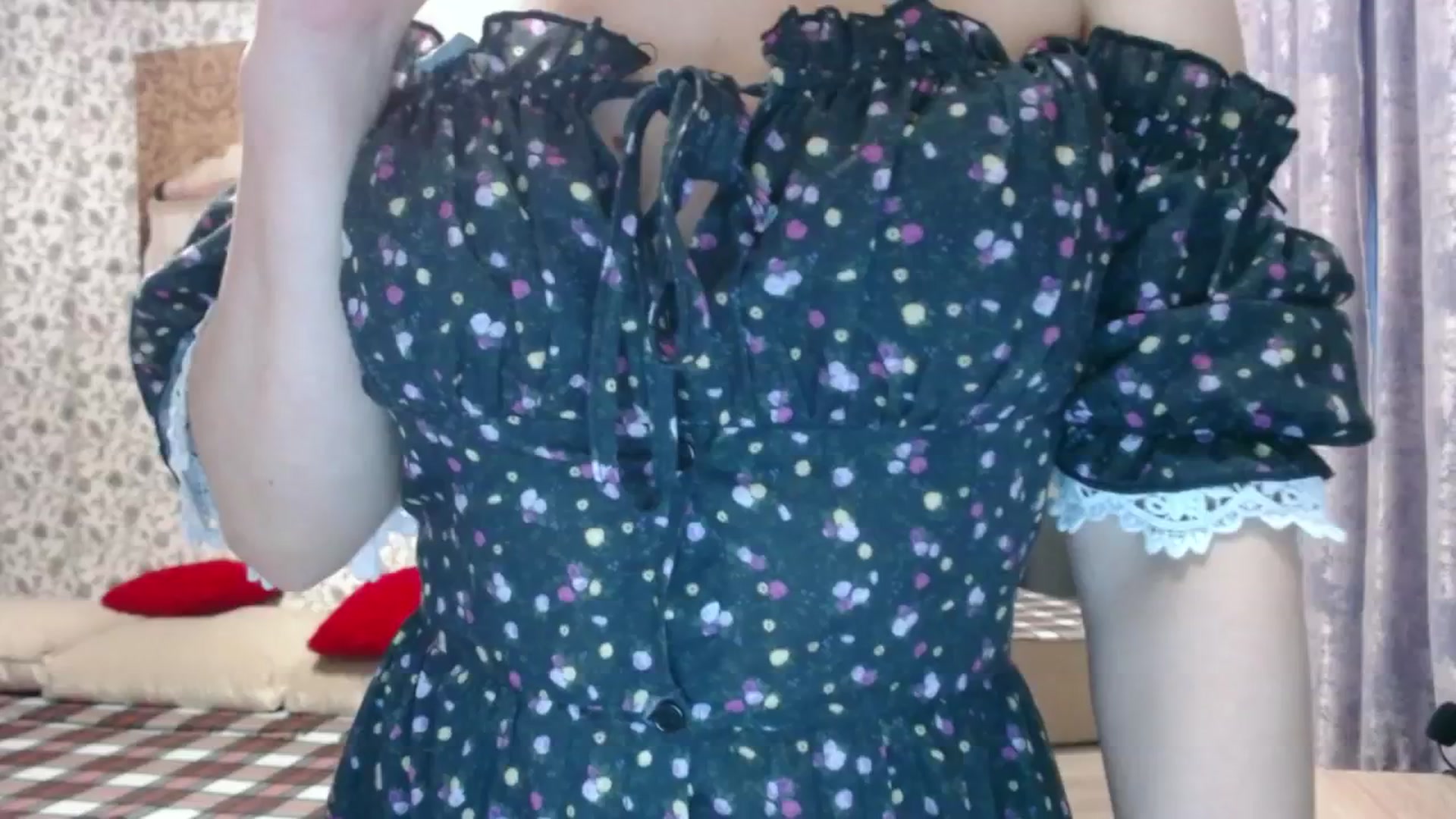 Gallery image thumbnail from RosieRosa's myfreecams stream on, 11/20/2024, 13:04 image 11 of 20