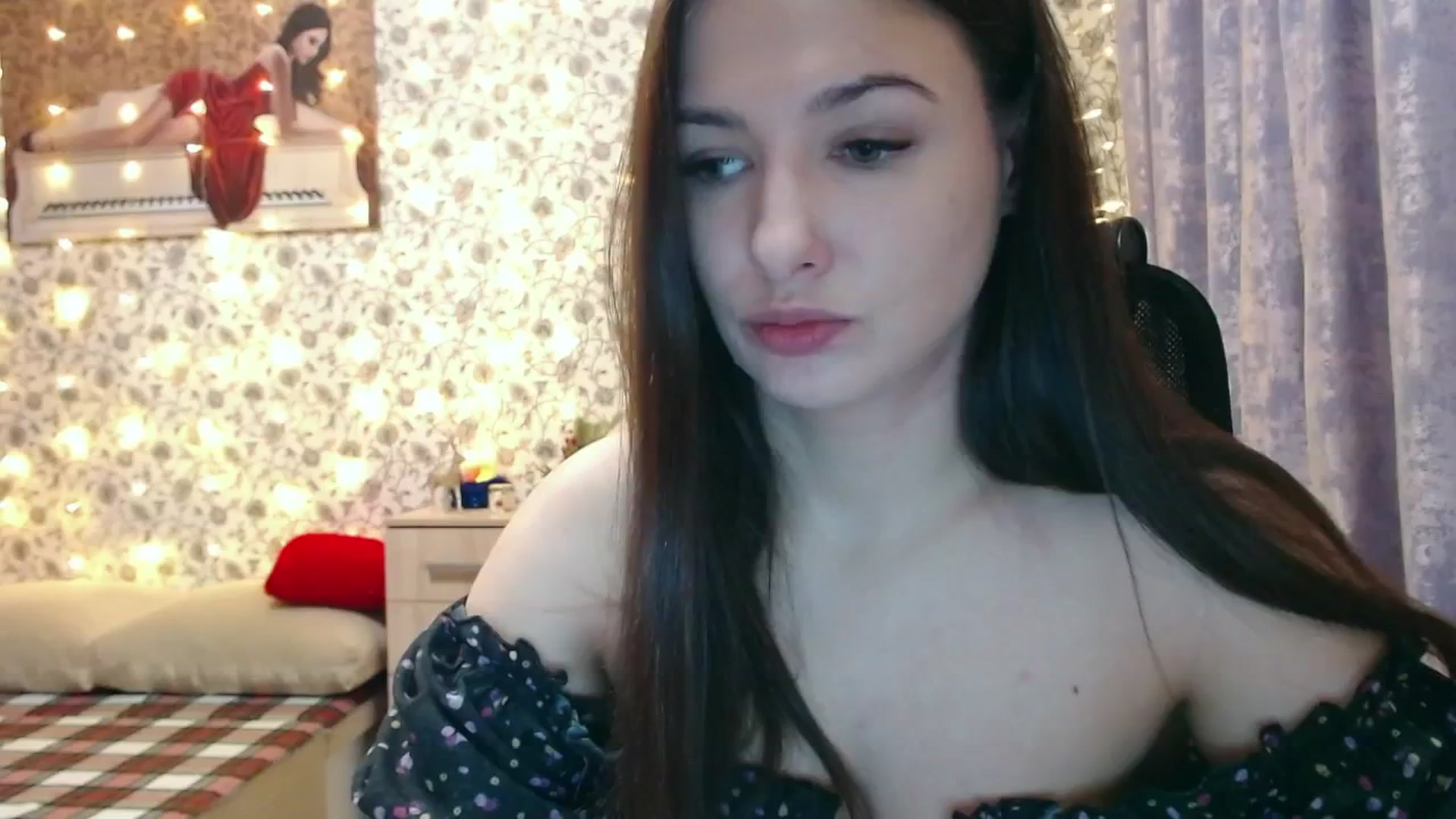 Gallery image thumbnail from RosieRosa's myfreecams stream on, 12/10/2024, 13:50 image 1 of 20